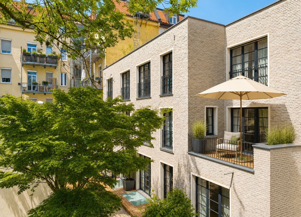 Townhouse am Pündterplatz mit Klinkerfassade und Terrasse